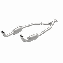Load image into Gallery viewer, MagnaFlow Exhaust Products 93689 HM Grade Direct-Fit Catalytic Converter for Select Land Rover Discovery