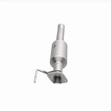 Load image into Gallery viewer, MagnaFlow Exhaust Products 280439 OEM Grade Direct-Fit Catalytic Converter for Select Ford F-450 Super Duty, Ford F-550 Super Duty