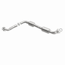 Load image into Gallery viewer, MagnaFlow Exhaust Products 5481625 California CARB Direct-Fit Catalytic Converter for Select Toyota Tundra