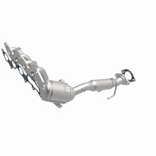Load image into Gallery viewer, MagnaFlow Exhaust Products 5551444 California CARB Manifold Catalytic Converter for Select Ford Transit Connect