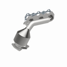 Load image into Gallery viewer, MagnaFlow Exhaust Products 49051 OEM Grade Manifold Catalytic Converter for Select Chevrolet Tracker, Suzuki Grand Vitara, Suzuki Vitara, Suzuki XL-7