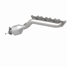 Load image into Gallery viewer, MagnaFlow Exhaust Products 51981 OEM Grade Manifold Catalytic Converter for Select Kia Borrego