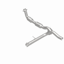 Load image into Gallery viewer, MagnaFlow Exhaust Products 4583744 California CARB Direct-Fit Catalytic Converter for Select Ford F-150