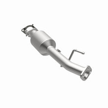 Load image into Gallery viewer, MagnaFlow Exhaust Products 52690 OEM Grade Direct-Fit Catalytic Converter for Select Chevrolet City Express, Nissan NV200
