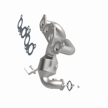 Load image into Gallery viewer, MagnaFlow Exhaust Products 51863 OEM Grade Manifold Catalytic Converter for Select Volvo XC90