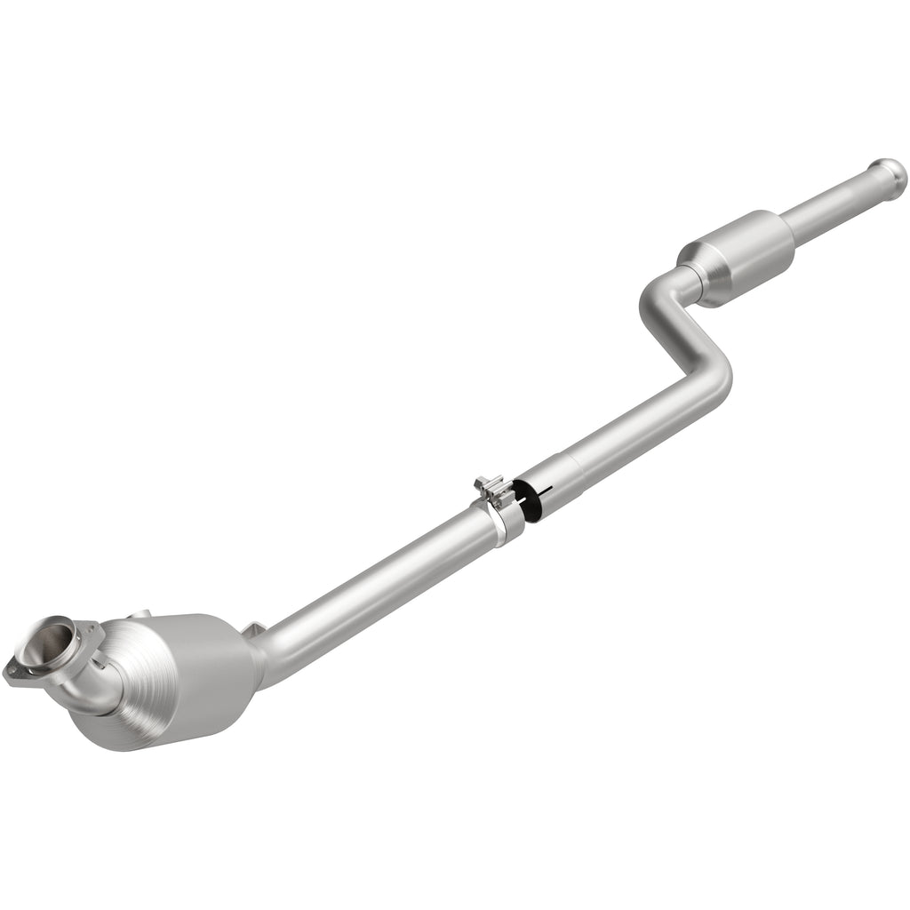 MagnaFlow Exhaust Products 21-492 OEM Grade Direct-Fit Catalytic Converter for Select Mercedes-Benz C300, Mercedes-Benz C350, Mercedes-Benz E350