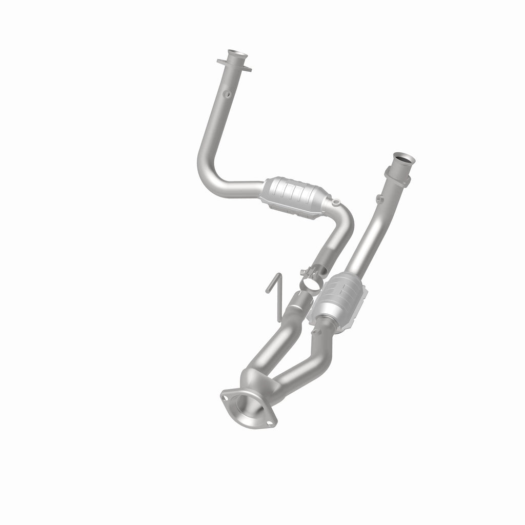 MagnaFlow Exhaust Products 49687 OEM Grade Direct-Fit Catalytic Converter for Select Jeep Commander, Jeep Grand Cherokee