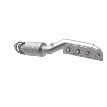 Load image into Gallery viewer, MagnaFlow Exhaust Products 452799 California CARB Manifold Catalytic Converter for Select Volkswagen Passat