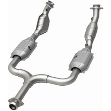 Load image into Gallery viewer, MagnaFlow Exhaust Products 441345 California CARB Direct-Fit Catalytic Converter for Select Ford Mustang