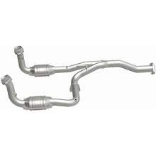Load image into Gallery viewer, MagnaFlow Exhaust Products 49186 OEM Grade Direct-Fit Catalytic Converter for Select Jeep Liberty