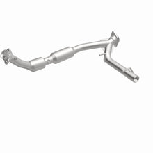 Load image into Gallery viewer, MagnaFlow Exhaust Products 4583029 California CARB Direct-Fit Catalytic Converter for Select Lincoln Navigator