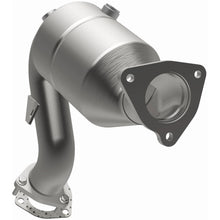 Load image into Gallery viewer, MagnaFlow Exhaust Products 49135 OEM Grade Direct-Fit Catalytic Converter for Select Audi A4 Quattro, Audi A5 Quattro, Audi A6 Quattro, Audi A7 Quattro, Audi A8 Quattro, Audi Q5, Audi S4, Audi S5, Audi SQ5