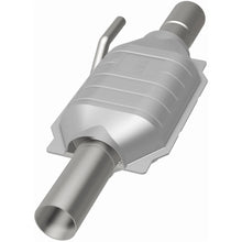 Load image into Gallery viewer, MagnaFlow Exhaust Products 95220 HM Grade Direct-Fit Catalytic Converter for Select Dodge Ram 2500, Dodge Ram
