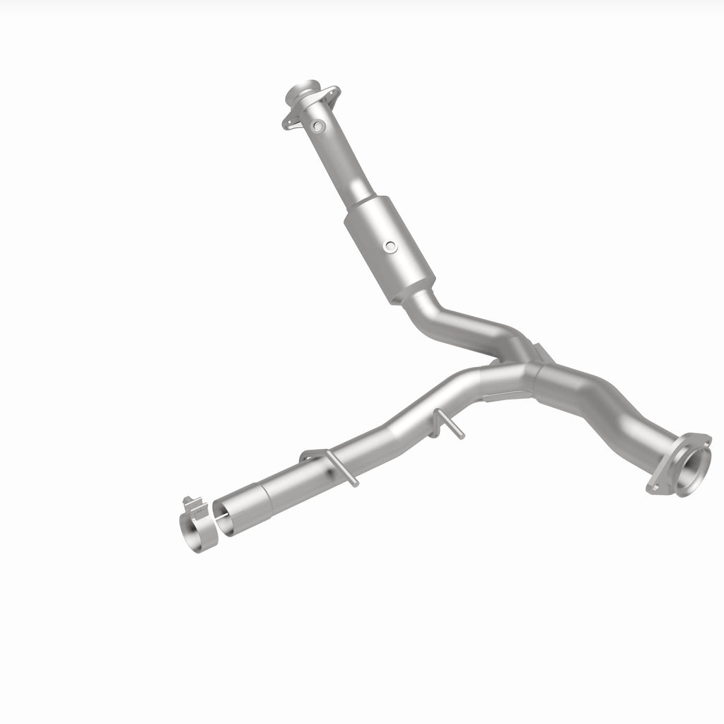 MagnaFlow Exhaust Products 21-528 OEM Grade Direct-Fit Catalytic Converter for Select Ford Expedition, Lincoln Navigator