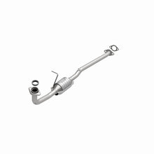 Load image into Gallery viewer, MagnaFlow Exhaust Products 23654 HM Grade Direct-Fit Catalytic Converter for Select Chevrolet Metro, Geo Metro