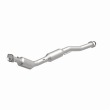 Load image into Gallery viewer, MagnaFlow Exhaust Products 551112 California CARB Direct-Fit Catalytic Converter for Select Ford Ranger