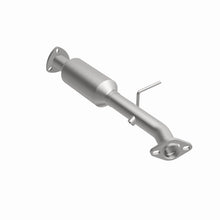 Load image into Gallery viewer, MagnaFlow Exhaust Products 3391669 California CARB Direct-Fit Catalytic Converter for Select Kia Sportage
