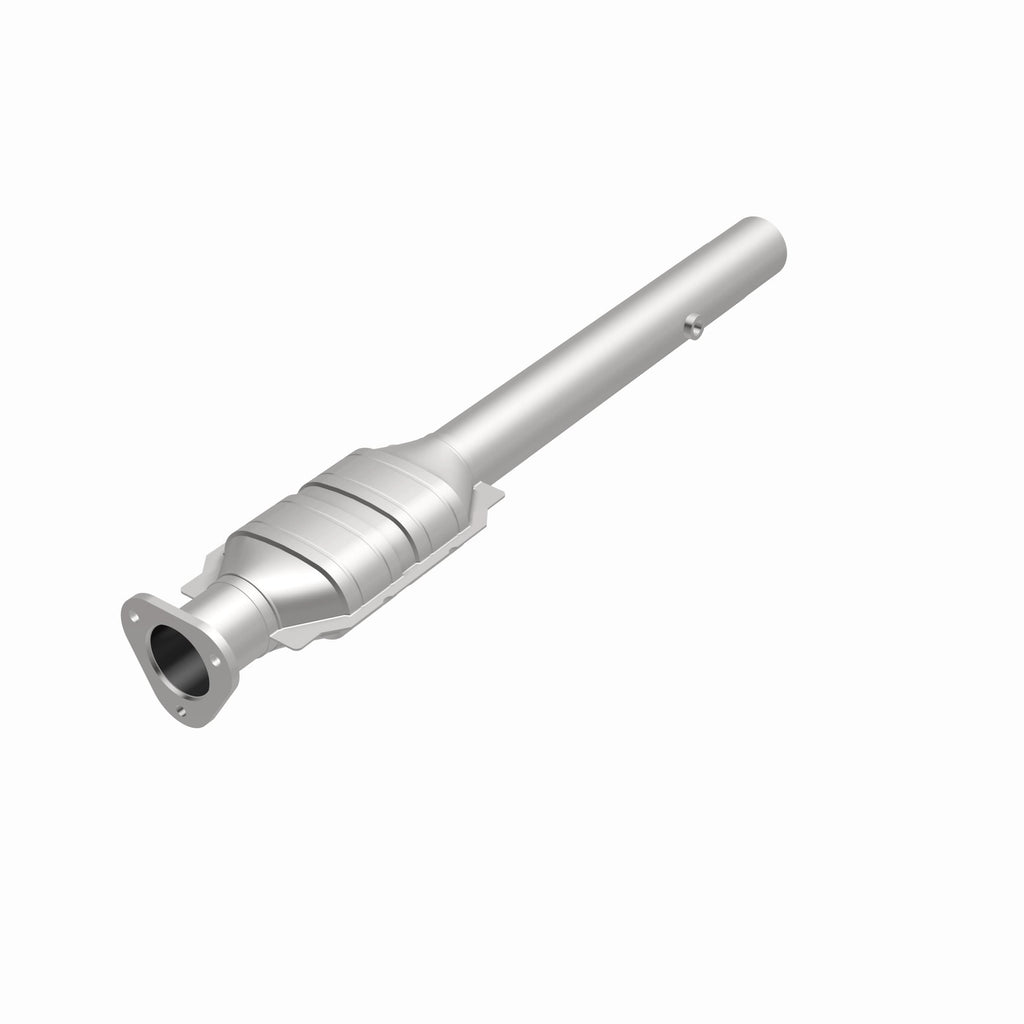 MagnaFlow Exhaust Products 23204 HM Grade Direct-Fit Catalytic Converter for Select Ford E-250 Econoline, Ford E-450 Econoline Super Duty, Ford Econoline Super Duty