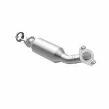 Load image into Gallery viewer, MagnaFlow Exhaust Products 5461617 California CARB Direct-Fit Catalytic Converter for Select Cadillac STS