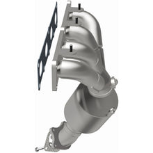 Load image into Gallery viewer, MagnaFlow Exhaust Products 5531158 California CARB Manifold Catalytic Converter for Select Dodge Dart