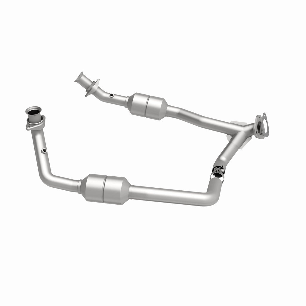 MagnaFlow Exhaust Products 51378 OEM Grade Direct-Fit Catalytic Converter for Select Ford E-150, Ford E-150 Club Wagon, Ford E-150 Econoline, Ford E-150 Econoline Club Wagon, Ford E-250, Ford E-250 Econoline, Ford E-350 Club Wagon, Ford E-350 Econoline