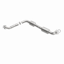 Load image into Gallery viewer, MagnaFlow Exhaust Products 5481625 California CARB Direct-Fit Catalytic Converter for Select Toyota Tundra