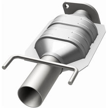 Load image into Gallery viewer, MagnaFlow Exhaust Products 51371 OEM Grade Direct-Fit Catalytic Converter for Select Lincoln Continental