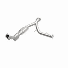 Load image into Gallery viewer, MagnaFlow Exhaust Products 24414 HM Grade Direct-Fit Catalytic Converter for Select Ford Expedition