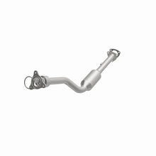 Load image into Gallery viewer, MagnaFlow Exhaust Products 4561053 California CARB Direct-Fit Catalytic Converter for Select Saturn L100, Saturn L200, Saturn L300, Saturn LW200