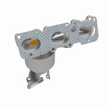 Load image into Gallery viewer, MagnaFlow Exhaust Products 5531787 California CARB Manifold Catalytic Converter for Select Hyundai Santa Fe