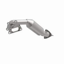Load image into Gallery viewer, MagnaFlow Exhaust Products 5582611 California CARB Direct-Fit Catalytic Converter for Select Chevrolet Colorado, GMC Canyon