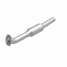 Load image into Gallery viewer, MagnaFlow Exhaust Products 5571559 California CARB Direct-Fit Catalytic Converter for Select Toyota RAV4