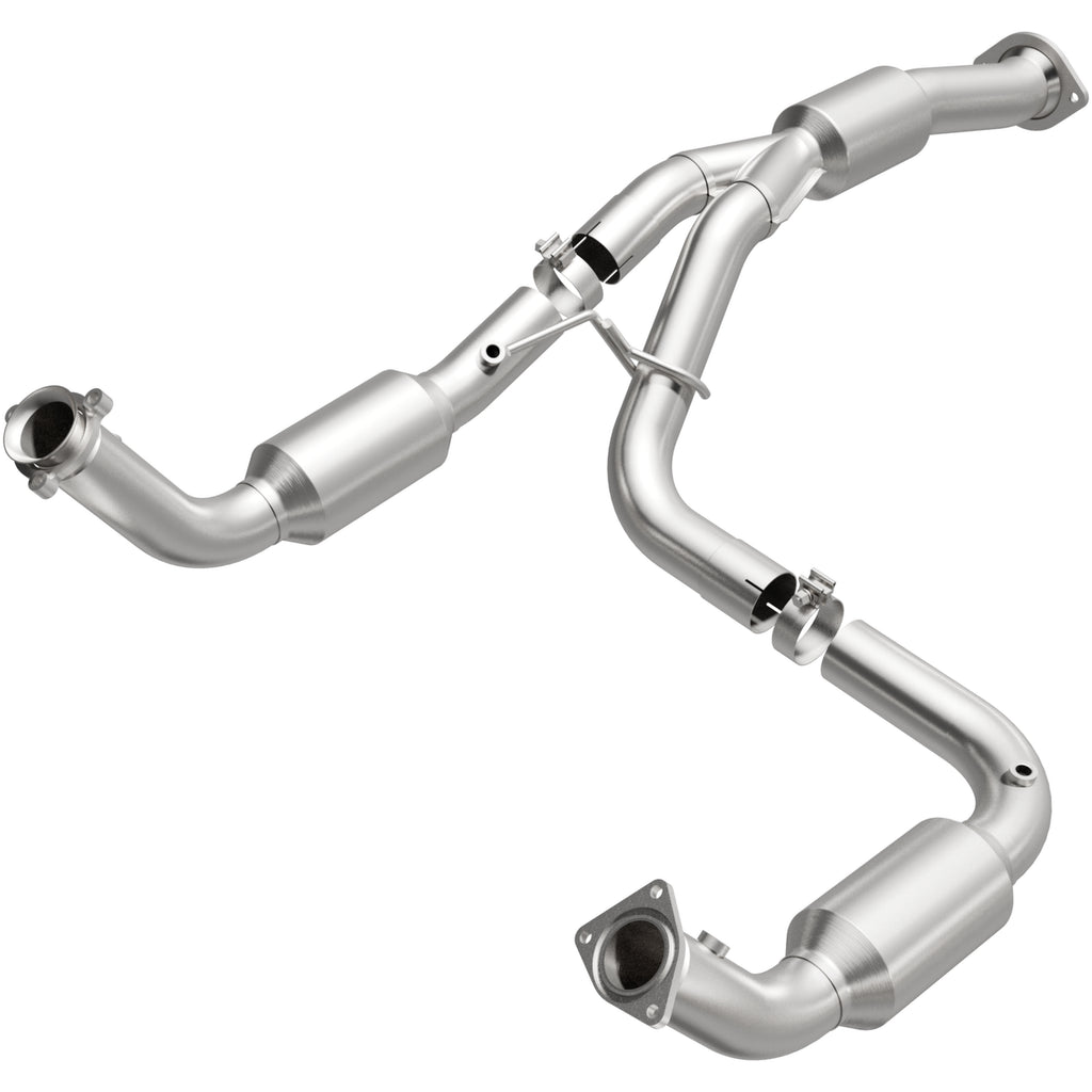 MagnaFlow Exhaust Products 5582812 California CARB Direct-Fit Catalytic Converter for Select Chevrolet Silverado HD, Chevrolet Silverado HD, GMC Sierra HD, GMC Sierra HD