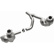 Load image into Gallery viewer, MagnaFlow Exhaust Products 5582689 California CARB Direct-Fit Catalytic Converter for Select Jeep Wrangler