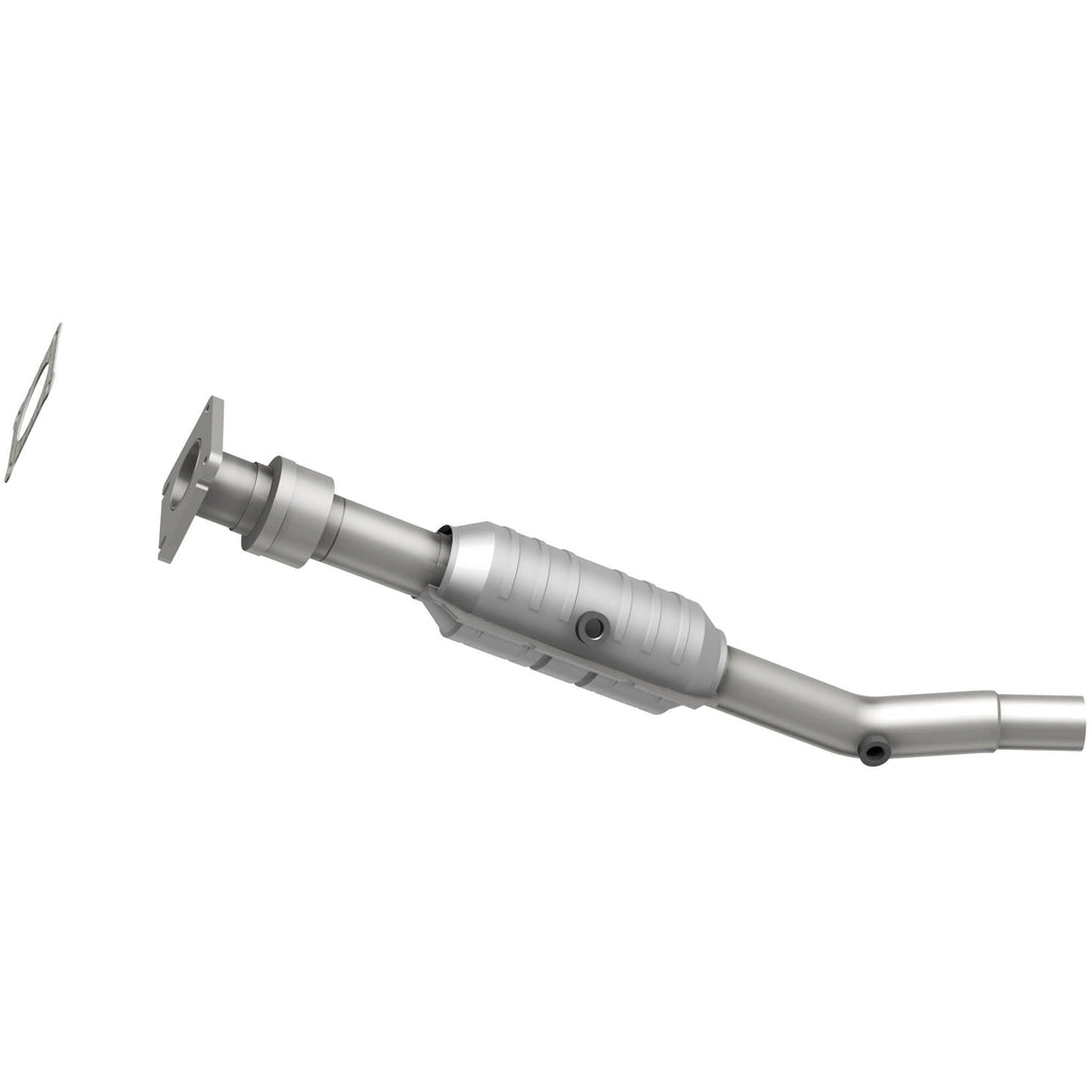 MagnaFlow Exhaust Products 49514 OEM Grade Direct-Fit Catalytic Converter for Select Dodge Neon, Plymouth Neon