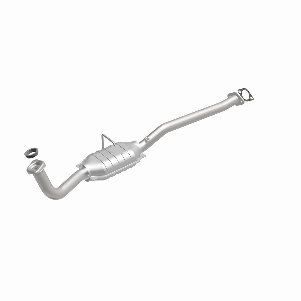 MagnaFlow Exhaust Products 49563 OEM Grade Direct-Fit Catalytic Converter for Select Chevrolet Metro, Geo Metro, Suzuki Swift