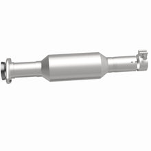 Load image into Gallery viewer, MagnaFlow Exhaust Products 5571518 California CARB Direct-Fit Catalytic Converter for Select Ford Escape, Mercury Mariner
