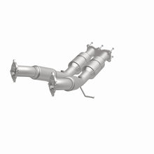 Load image into Gallery viewer, MagnaFlow Exhaust Products 51623 OEM Grade Direct-Fit Catalytic Converter for Select Volvo S80, Volvo V70