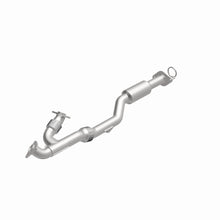 Load image into Gallery viewer, MagnaFlow Exhaust Products 52699 OEM Grade Direct-Fit Catalytic Converter for Select INFINITI JX35, INFINITI QX60, Nissan Pathfinder