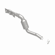 Load image into Gallery viewer, MagnaFlow Exhaust Products 51222 OEM Grade Manifold Catalytic Converter for Select BMW 528i, BMW 528i xDrive, BMW 528xi