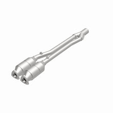 Load image into Gallery viewer, MagnaFlow Exhaust Products 49013 OEM Grade Direct-Fit Catalytic Converter for Select Audi TT Quattro, Volkswagen R32
