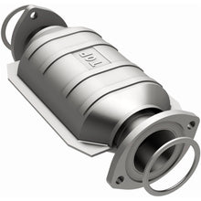 Load image into Gallery viewer, MagnaFlow Exhaust Products 23622 HM Grade Direct-Fit Catalytic Converter for Select Lexus LX450, Toyota Land Cruiser