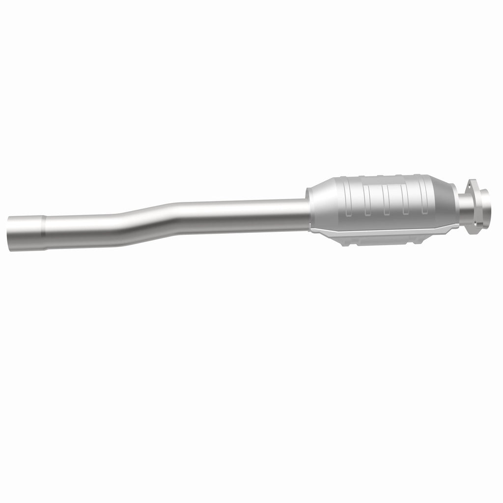 MagnaFlow Exhaust Products 23826 Standard Grade Direct-Fit Catalytic Converter for Select Land Rover Range Rover