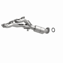 Load image into Gallery viewer, MagnaFlow Exhaust Products 5531868 California CARB Manifold Catalytic Converter for Select Lexus IS F