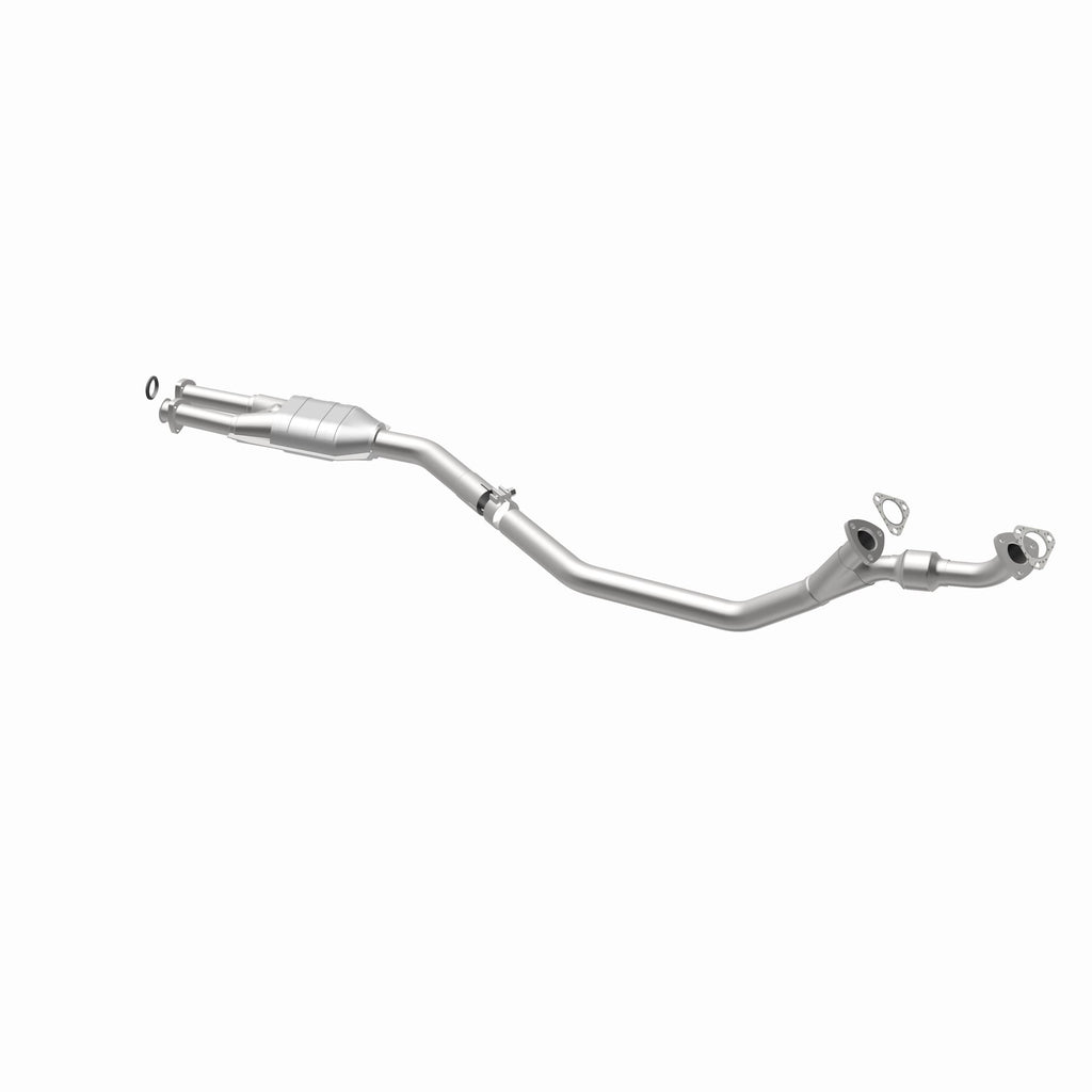 MagnaFlow Exhaust Products 23558 Standard Grade Direct-Fit Catalytic Converter for Select BMW 533i, BMW 633CSi