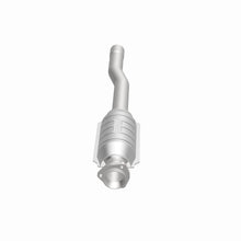 Load image into Gallery viewer, MagnaFlow Exhaust Products 23826 Standard Grade Direct-Fit Catalytic Converter for Select Land Rover Range Rover