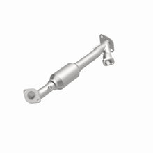 Load image into Gallery viewer, MagnaFlow Exhaust Products 5592698 California CARB Direct-Fit Catalytic Converter for Select Lexus GX470, Toyota 4Runner