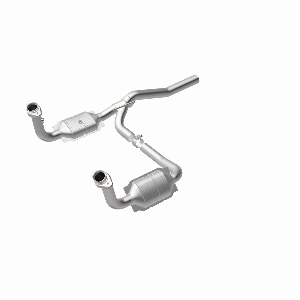 MagnaFlow Exhaust Products 51829 OEM Grade Direct-Fit Catalytic Converter for Select Dodge Nitro