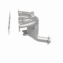 Load image into Gallery viewer, MagnaFlow Exhaust Products 5531260 California CARB Manifold Catalytic Converter for Select Dodge Caliber, Jeep Compass, Jeep Patriot