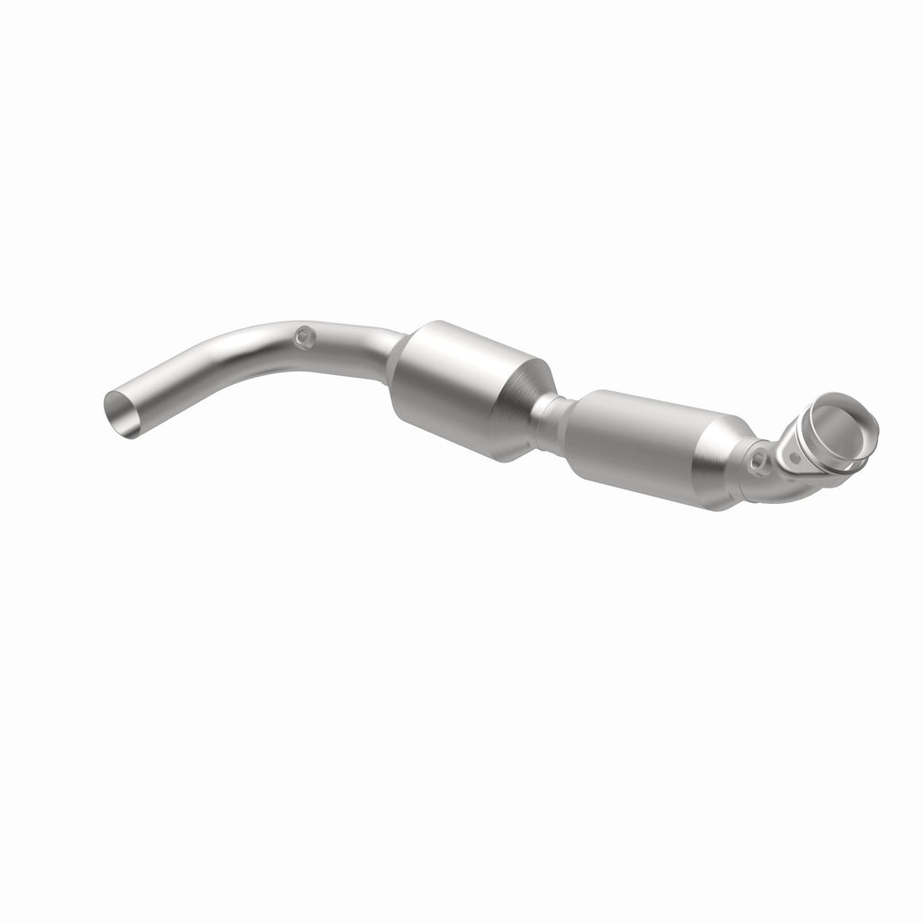 MagnaFlow Exhaust Products 5582311 California CARB Direct-Fit Catalytic Converter for Select Ford E-150, Ford E-250